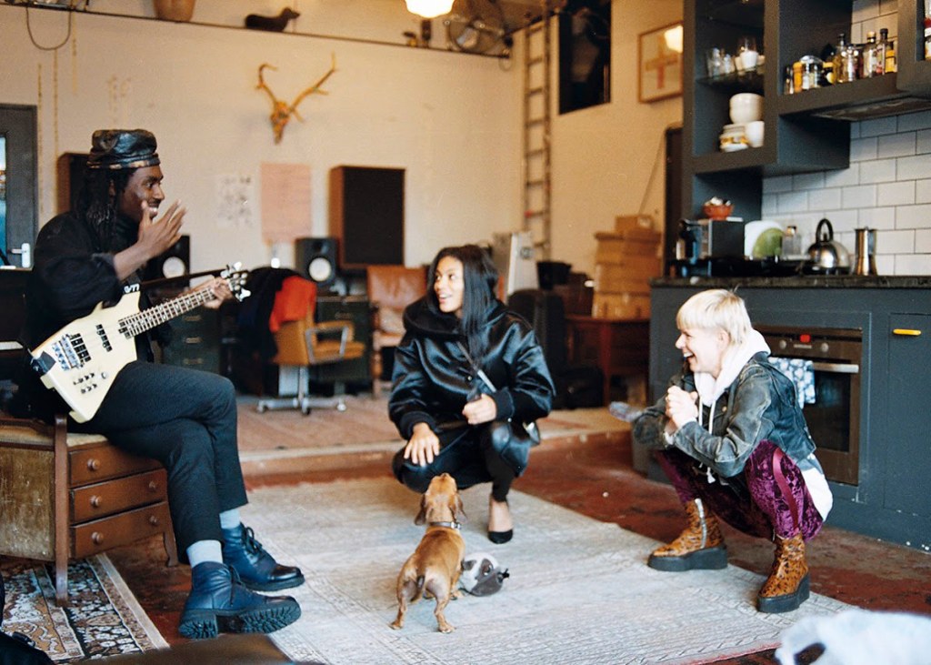 yours-truly-kindness-143940