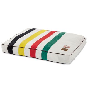 orvis_pendleton_dog_bed-145276