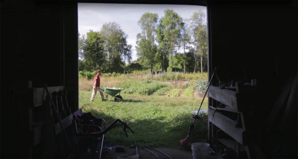 farm_vacations_enterprise_01-147042