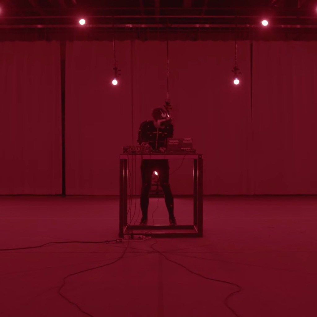 ryan-hemsworth-vr-146967