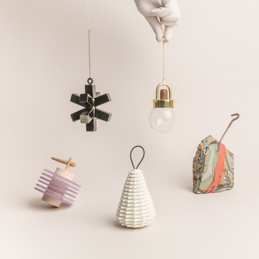 shinola-workof-auction-thumb-146657