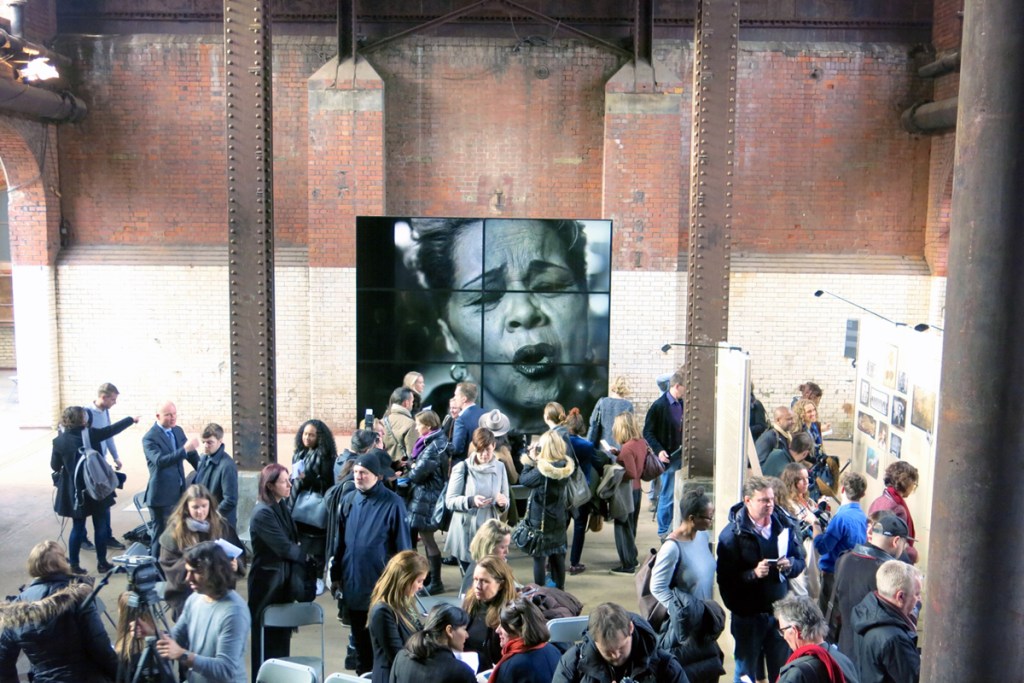 annie_leibovitz_women_cajsa_02-147376