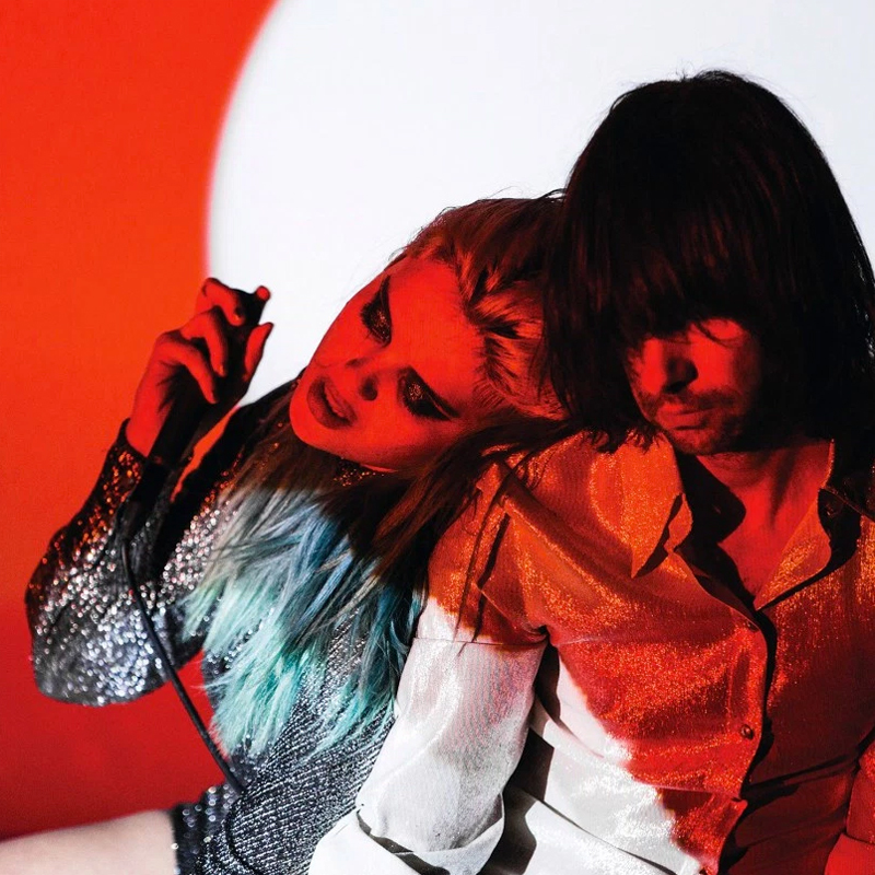 primal_scream_sky_ferreira_light_gets_in-147699