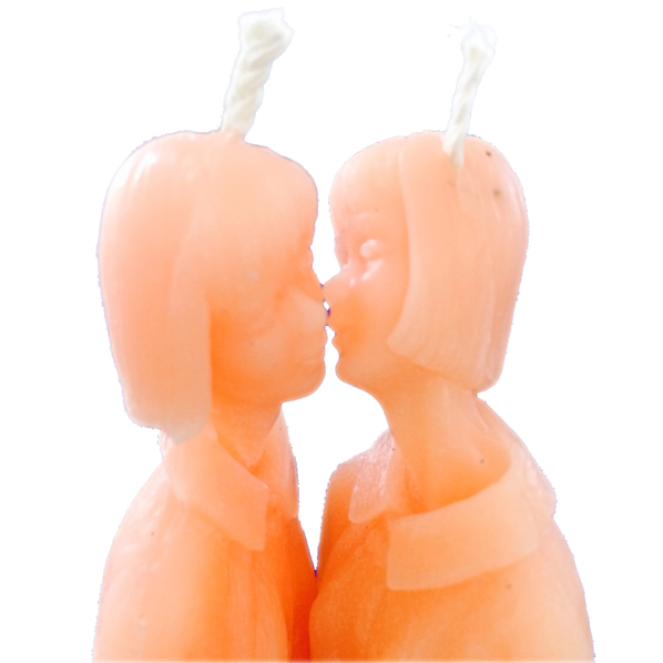 kissing_girls_candle_02-148223