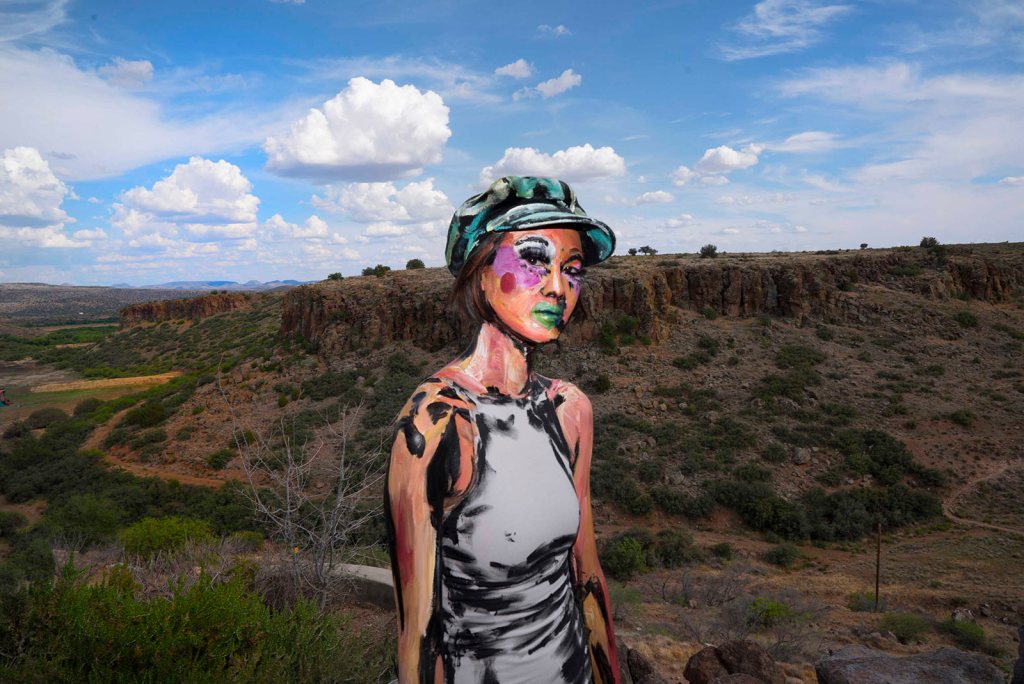 alexa-meade-live-painting-form-arcosanti-2016-150070