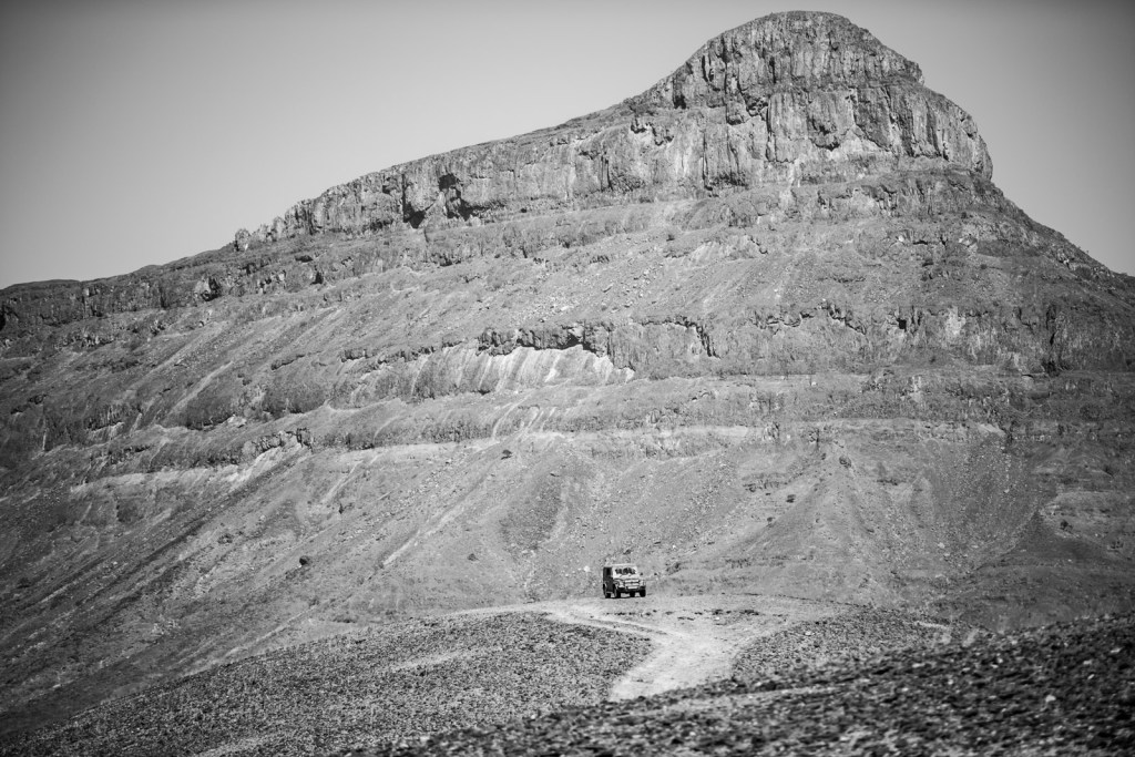 16-mike-horn-namibia-gwagon-tk-150771