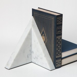 monument_bookend-151580