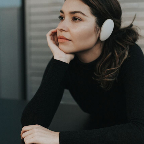 sound_by_human_thumb-152487