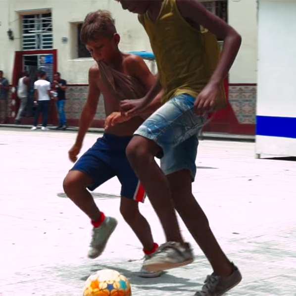 infiniti_q60_cuba_thumb-153513