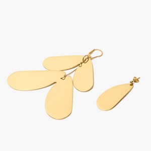 ellery_petal_asymmetrical_earrings-154537