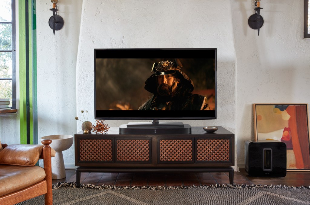 sonos-playbase-01-154829