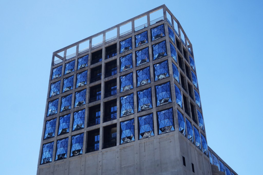 silo-hotel-facade-4-155213