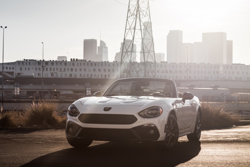 fiat_124_abarth_hero-156341