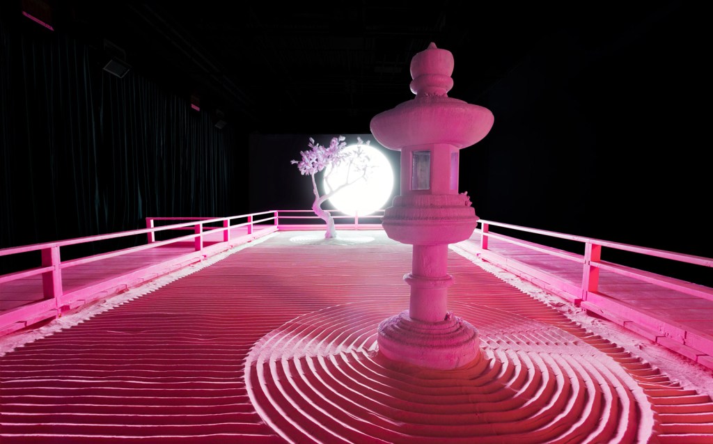 visionaire_daniel-arsham_lunar-garden_3-157298