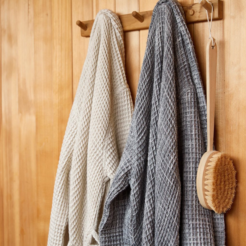 parachute-waffle-knit-super-comfortable-bathrobe-157767