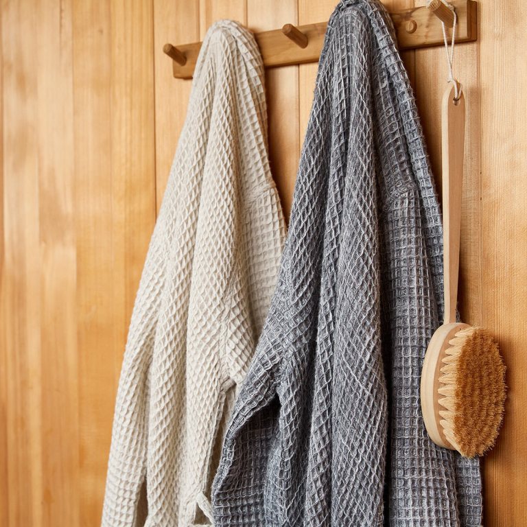 parachute-waffle-knit-super-comfortable-bathrobe-157767