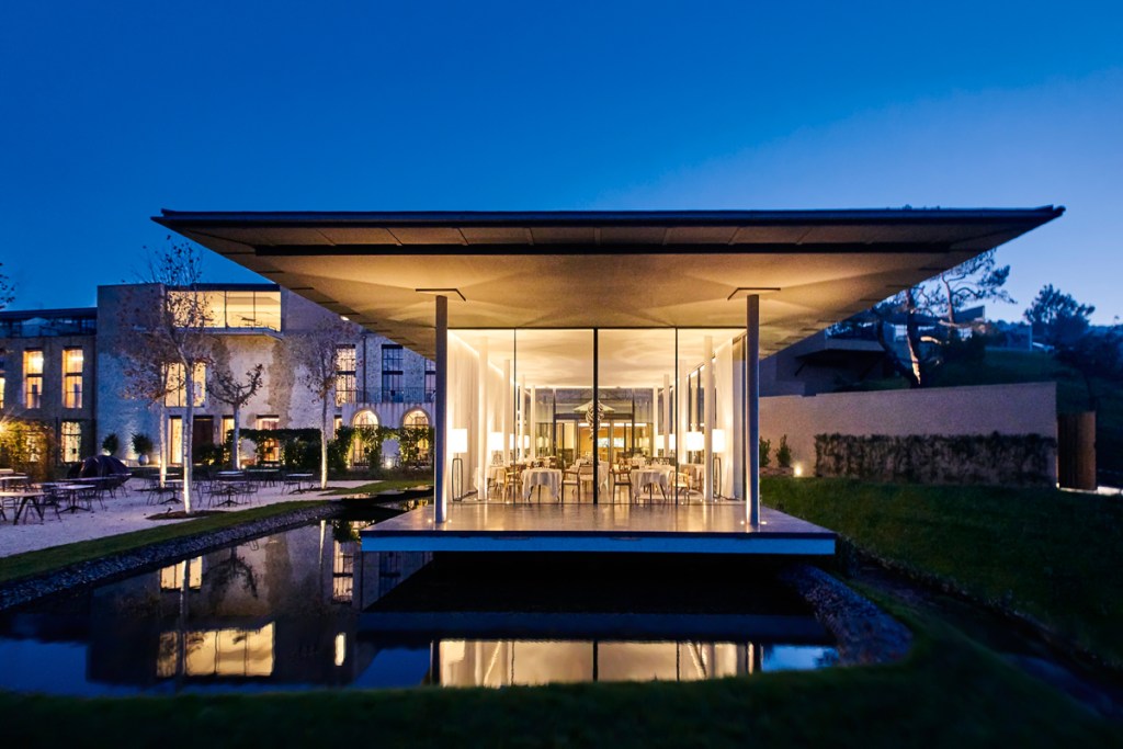 villa_la_coste_hero_01-157987