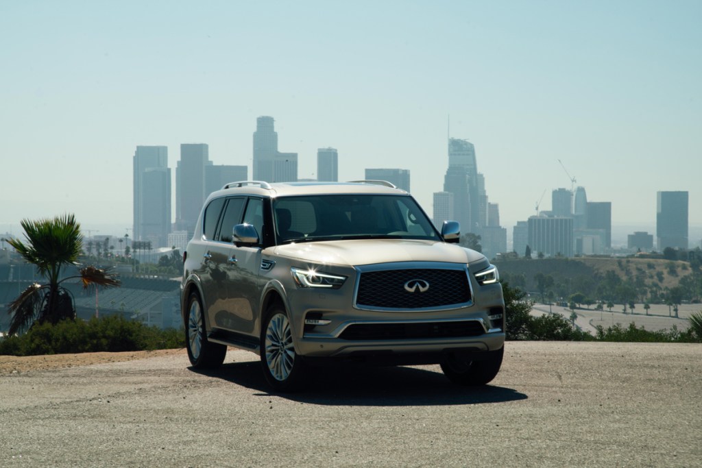 2018-_infiniti_qx80_hero-158198