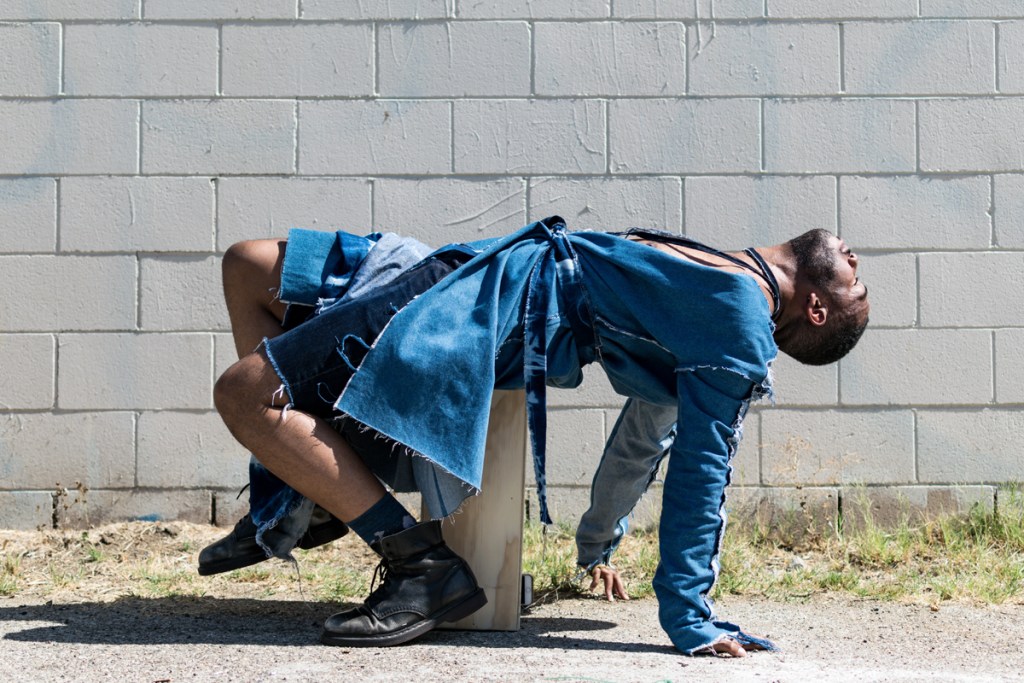 disposable_series_shades_photography_hero-158034