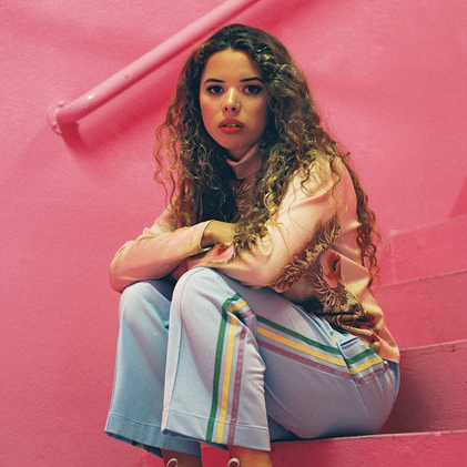 yanya-nilufer-2017-cr-hollie-fernando-billboard-1548-158127