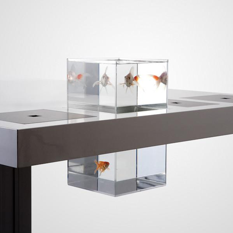 desk_aquarium-158363