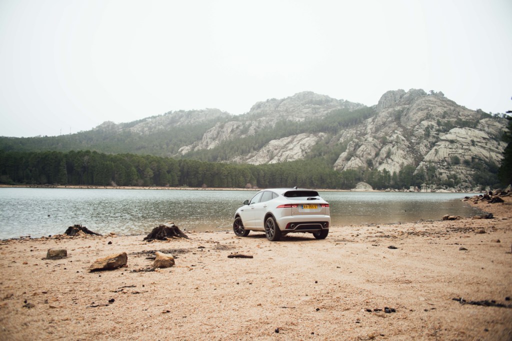 2018_jaguar_e_pace_hero-159365