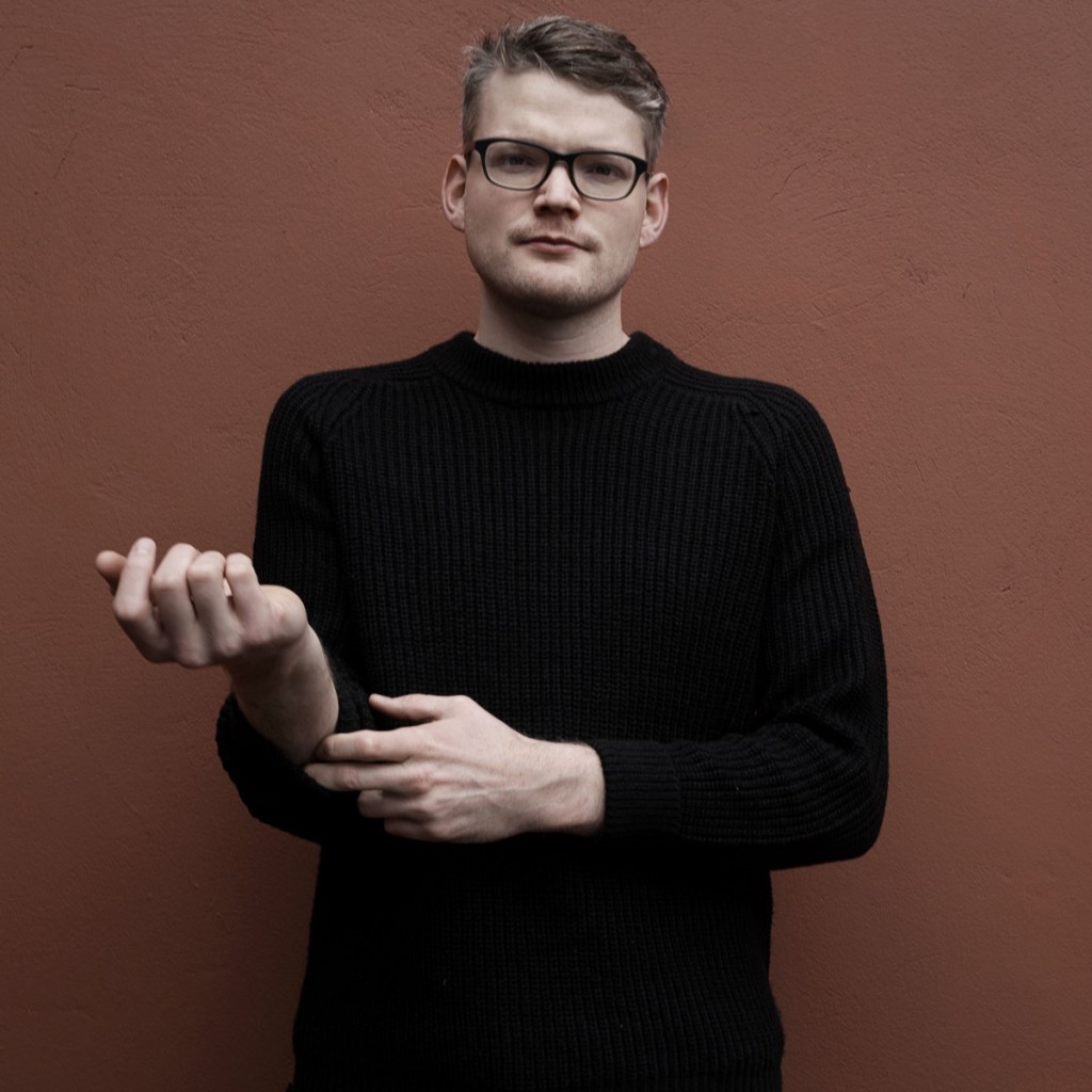 makeness-out-of-sync-159485