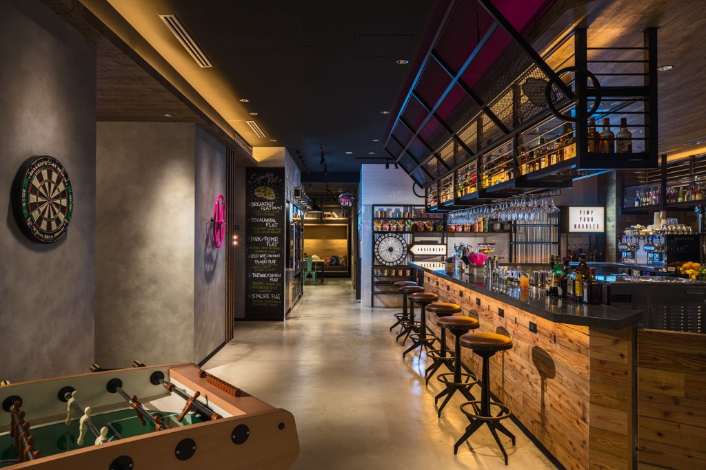 moxy-osaka-hero-159338