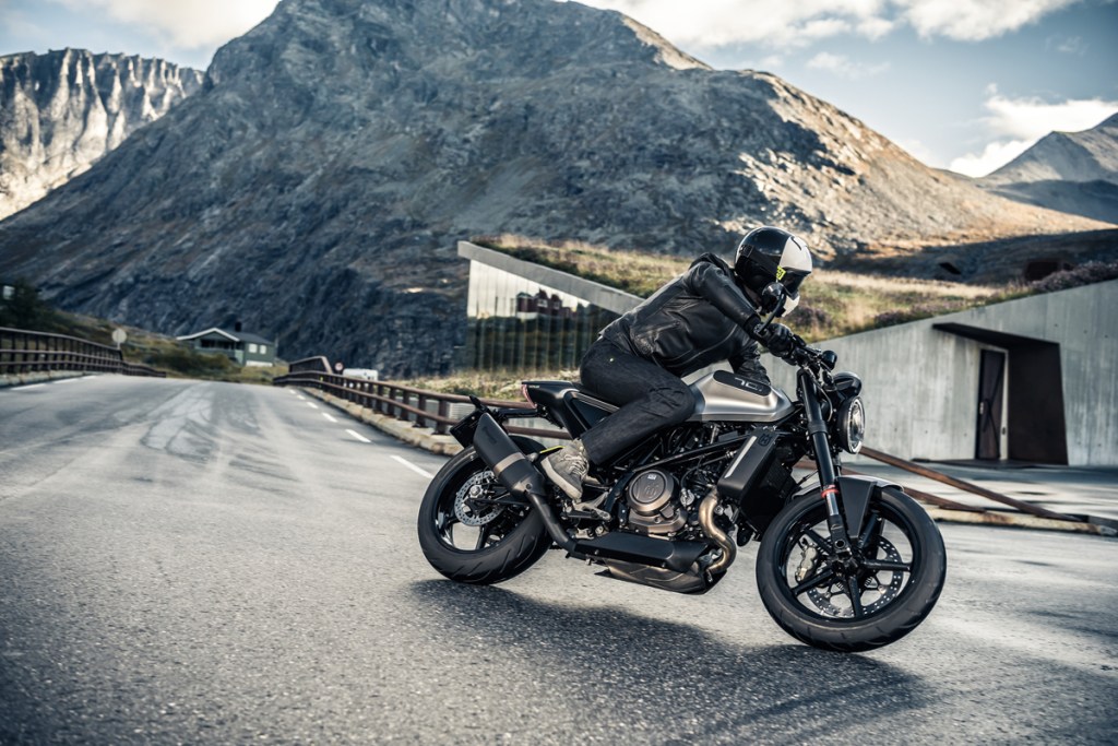 husqvarna_motorbikes_hero-159779