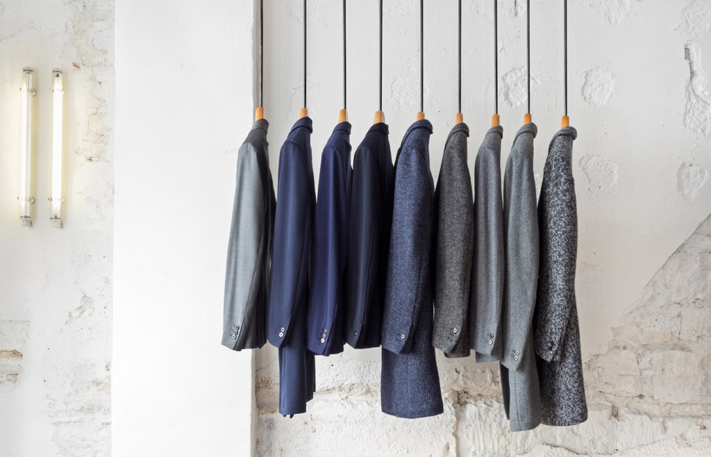 eclectic-charlothero-159711