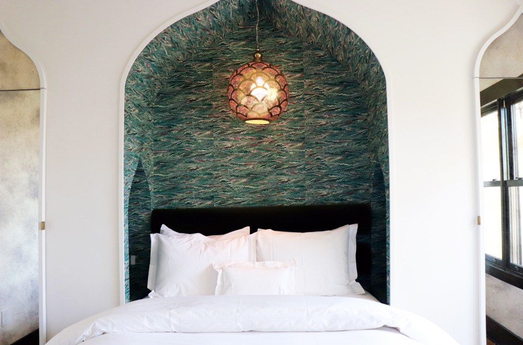 hotel-covell-by-vf-wolfson-05-160424