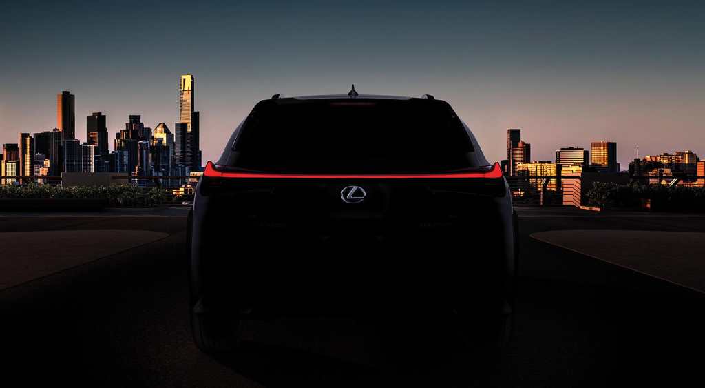12-lexus-fcv-ux-lex-uxv-cy18-0005_2000x1100