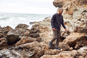 fa18_cat_trail_hybridtrailpant_02_093