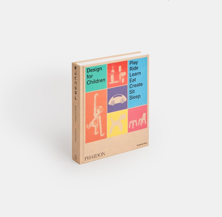 design-for_children-en-7519-standing