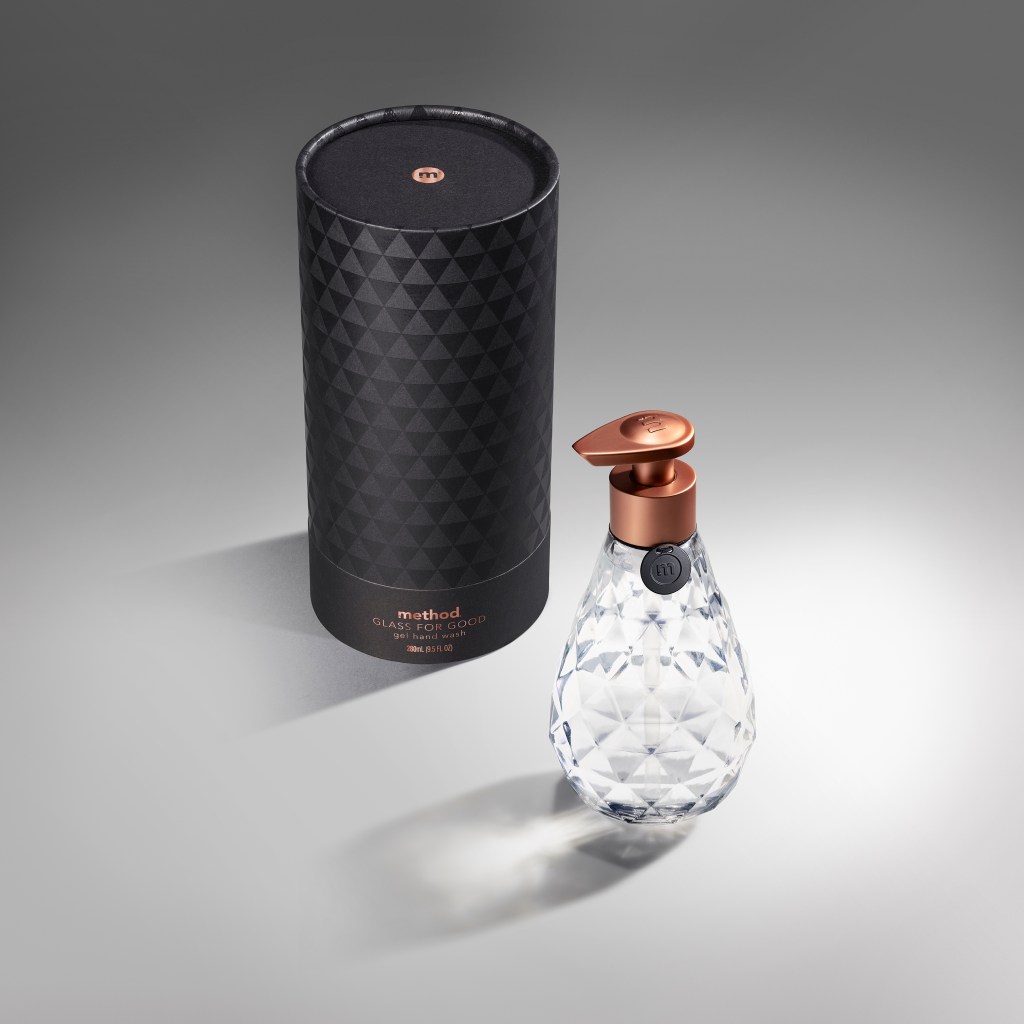 ghw_onwhite_3quarter_comp