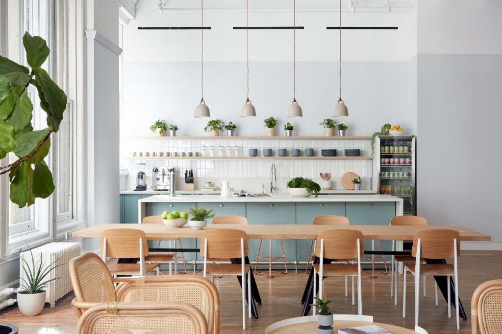 3-cafe-parsley_126_5th_ave_103