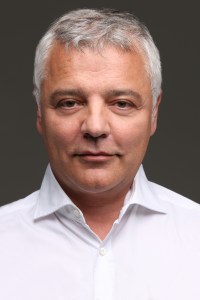 gg-by-oliviero-toscani1-updated-9-14-18-head-shot