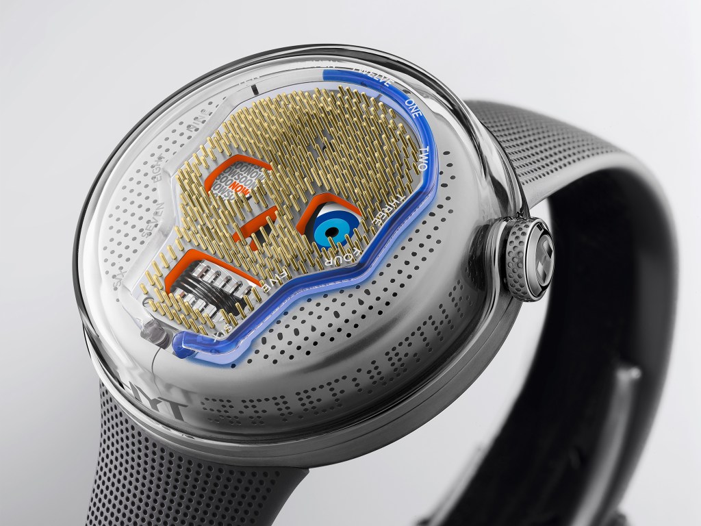 hyt-soonow-bluefluid-side-300dpi-rgb