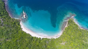 aerial-anse-la-roche-beach-carriacou-low-res