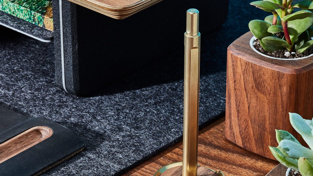 grovemade-pen-brass-galB-HR-C1
