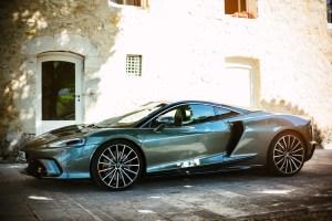 mclaren-gt-test-drive-8