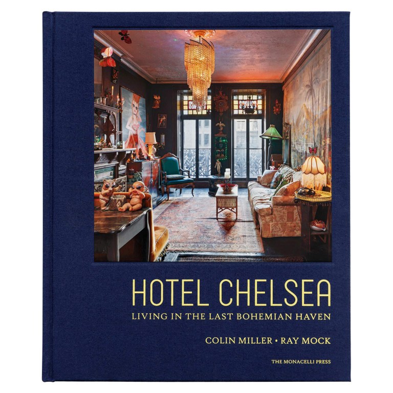 hotel-chelsea-book