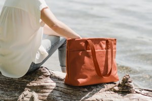 moment-mtw-tote-005