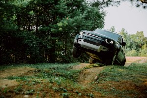 new-defender-land-rover-05