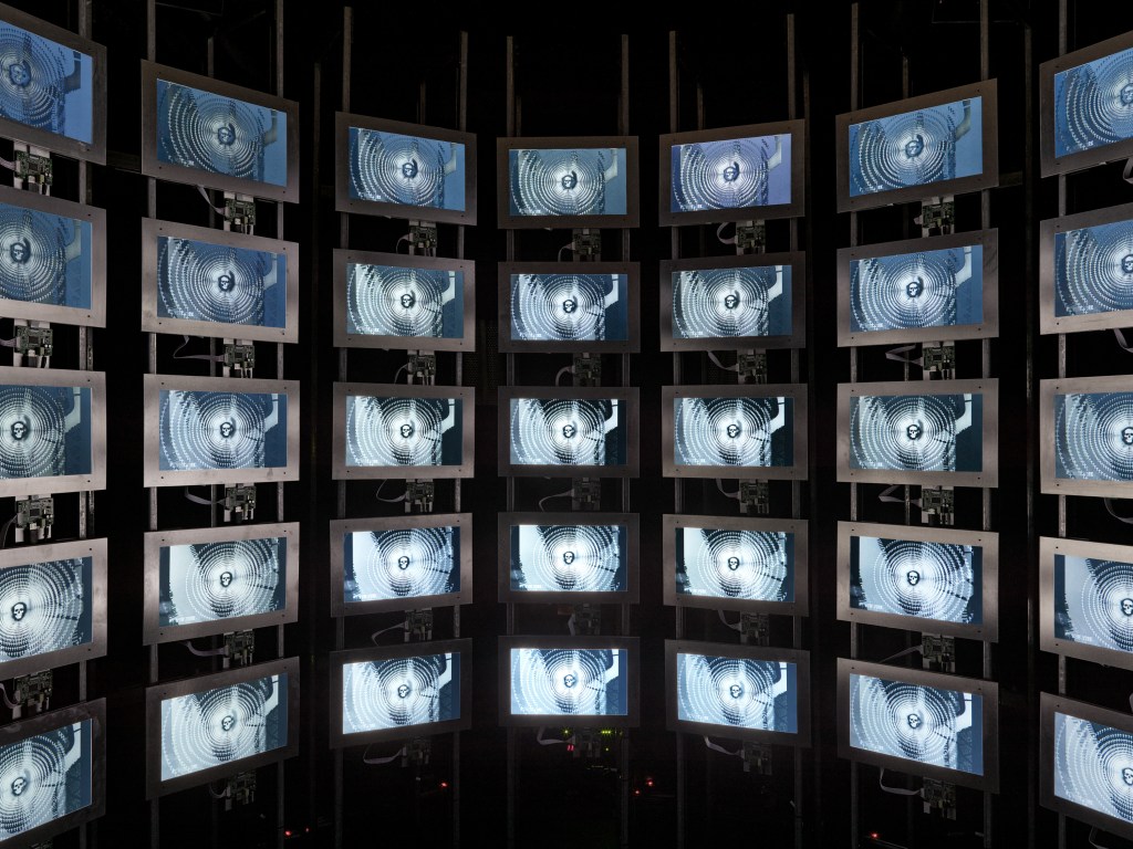 210318-pw-thebomb-install-view19