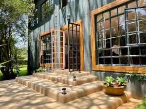 b3e5be74-8d09-44dc-93e8-8a9fe8a12d79_1_105_c