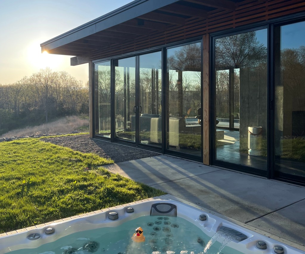 hudson-pool-house-hero