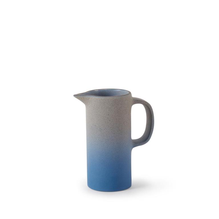 hcs-086-0523fogandstillwatersmpitchersingle_resized_945x