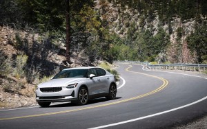 2022_polestar2_northamerica_dynamiclaunch-009