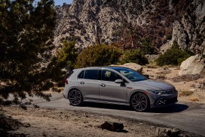 large-14493-2022golfgti